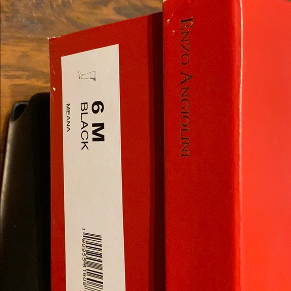 Over knee black boots - Picture 6 of 6